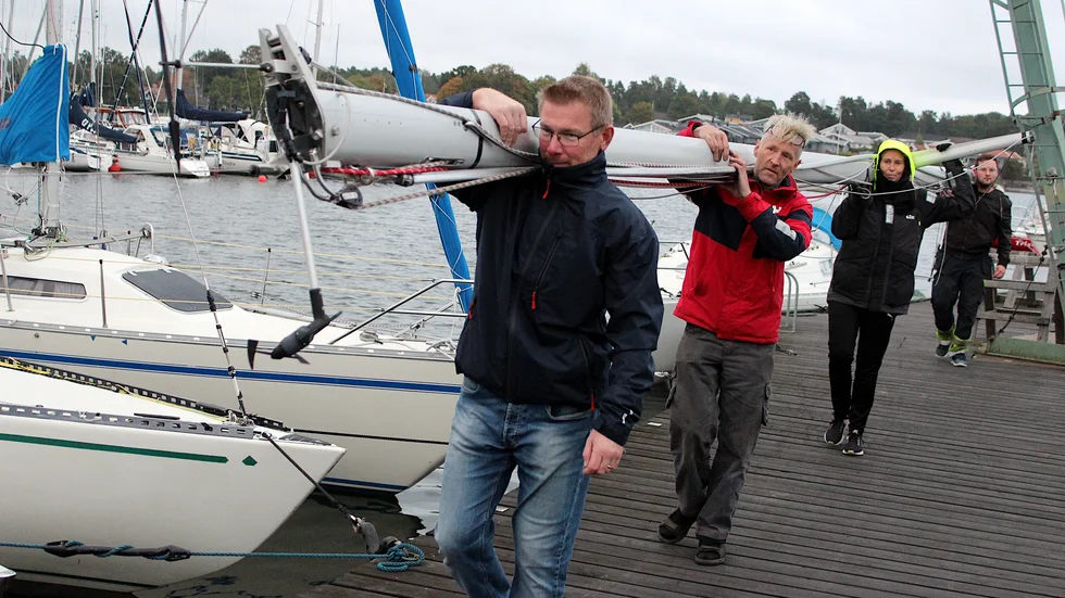 Greger Kinell, Martin Awander, Emma Abrahamsson och Emil Lindberg från havskappseglisgruppen. I fjol deltog de i havskappseglingen "Gotland Runt".