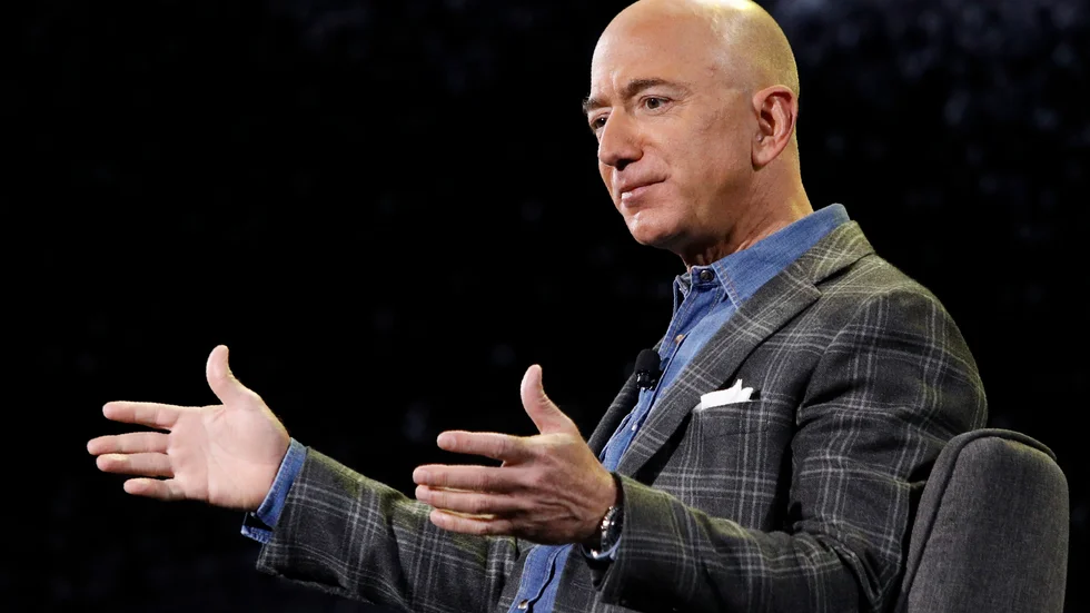 Jeff Bezos kliver av som vd för Amazon. Arkivbild.