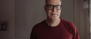 Smittskyddsläkaren: Då ska du stanna hemma • "Lär ha halvförkylda människor på jobbet"