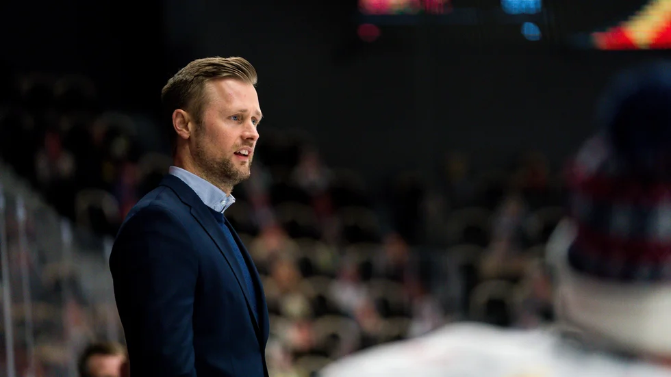 LHC-tränaren Daniel Eriksson hoppas på tre poäng mot Växjö. 