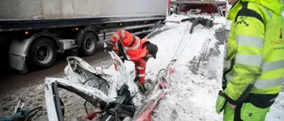 Plogbil och lastbil i krock – begränsad framkomlighet