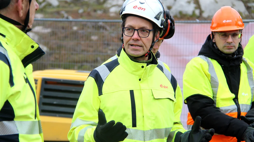 Martin Höhler, vd för Eon Energidistribution, var på plats i Horn när startskottet i kraftledningsbyggnationen briserade.