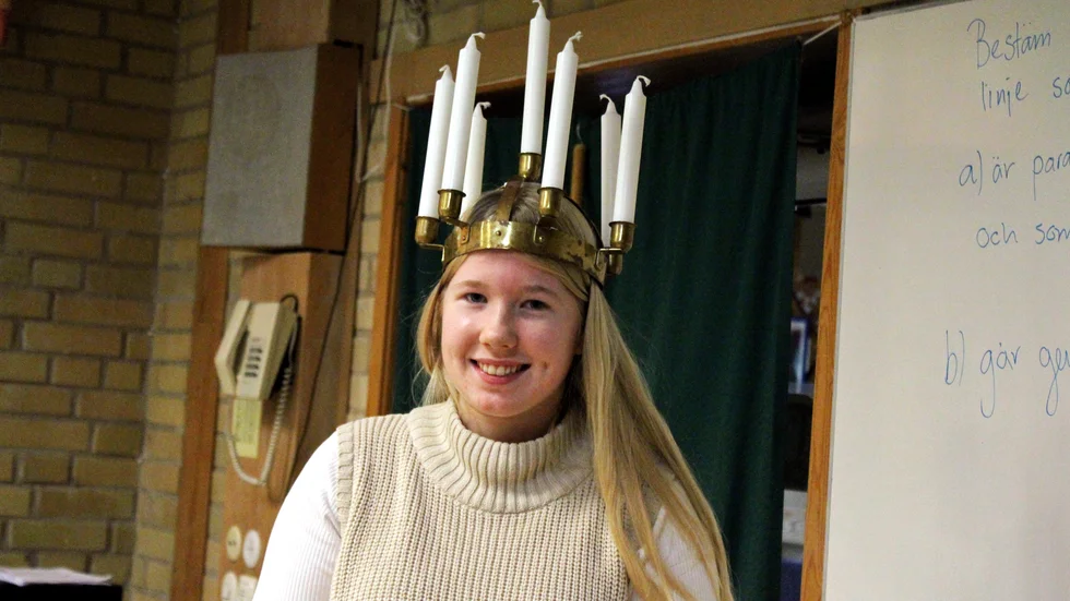 Ellinor Larsson är Vadstenas lucia 2021.