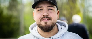Anis Don Demina hjälper bina i Sigtuna: "Roligare än jag trodde"