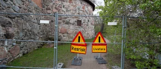 Nyköpingshus på väg att rasa – nu varnas allmänheten: "Människor kan dö"