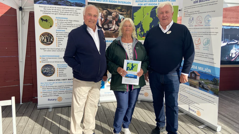 Tre medlemmar i Rotaryklubben i Trosa. Från vänster: Leif Herlitz, Ricken Svensson Nyqvist och Jan Somp.