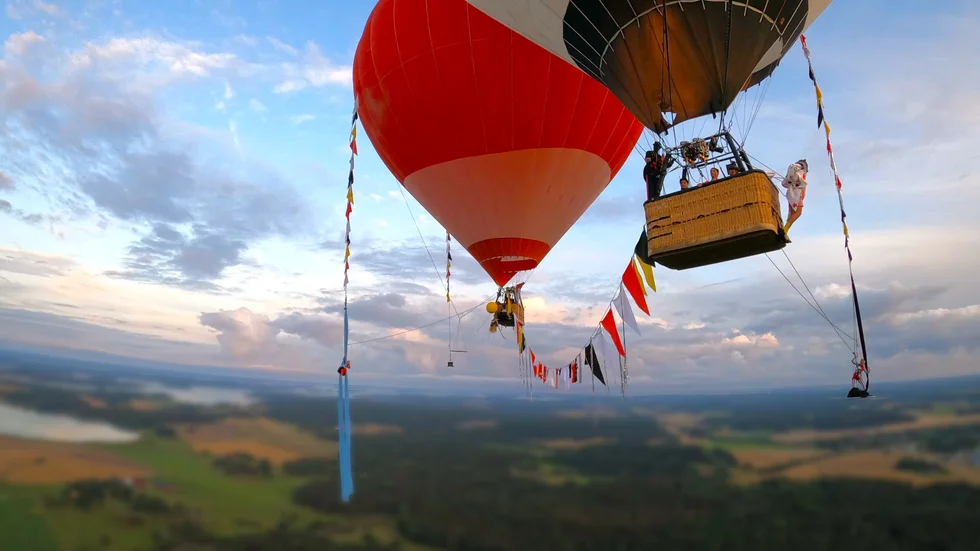Cirkus Cirkörs föreställning sker på 150 meters höjd.