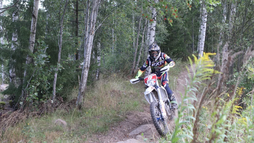 En stor eloge till alla inblandade i Enduro-Sm i helgen!  Skriver signaturen "Elsa".