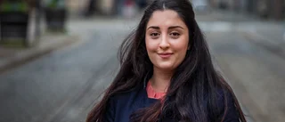 Hon upprörs av Issa Issas attack mot socialtjänsten