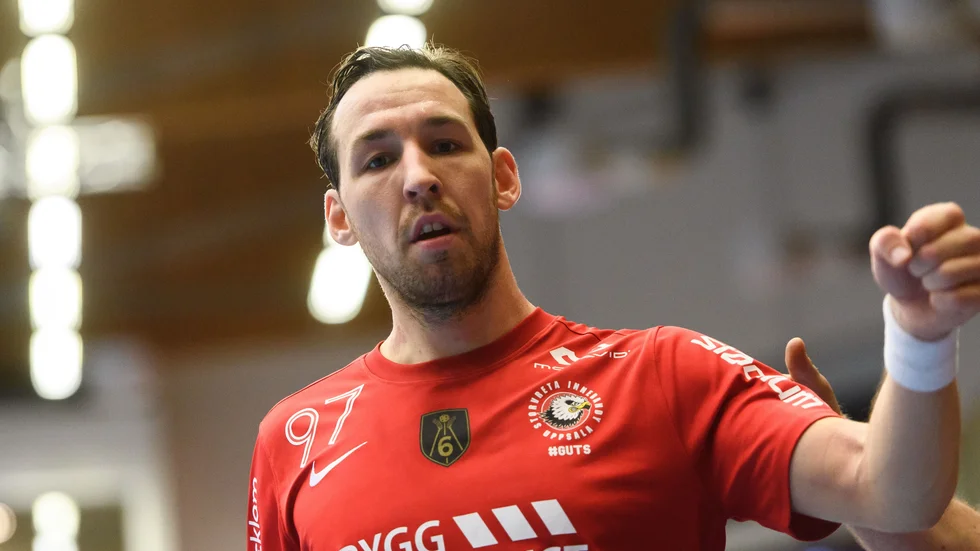 Robin Nilsberth är tillbaka från skada och redo för säsongsdebut i derbyt mot Hagunda.