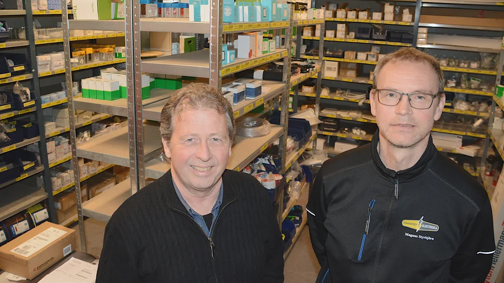 Mikael Ståhl, vd och Magnus Styrbjörn, platschef på Vimmerby elektriska AB som nu etablerar sig även i Västervik. En ny lokal med bland annat lager finns sen den 1 mars.