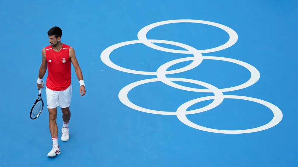 Novak Djokovic tränar inför OS i Tokyo.