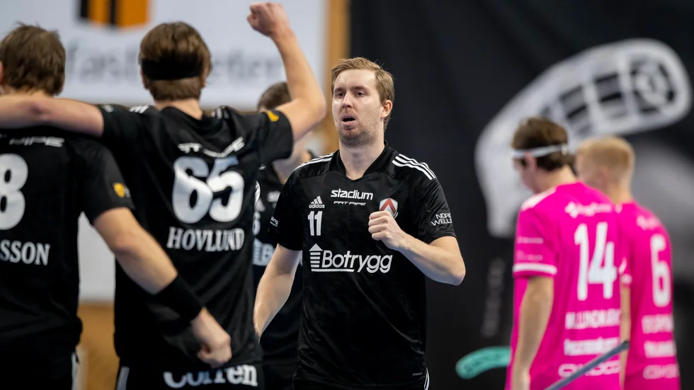 Simon Palmén har förlängt sitt kontrakt med Libk med ytterigare två säsonger.