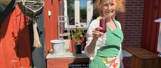  Yvonne Larsson serverar nyttigt fika i skogen: "Fik har alltid varit som en frizon för mig"
