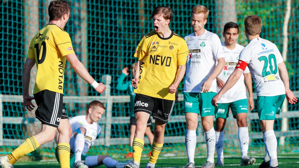 Notvikens IK fick jubla högst i derbyt.