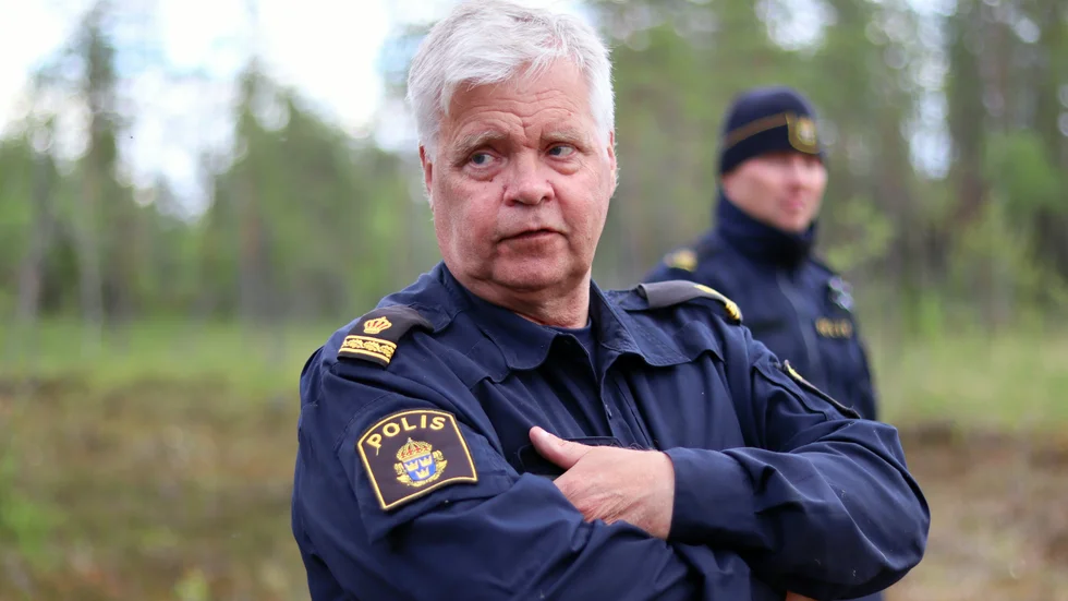 Anders Isaksson, polisinspektör i Robertsfors, har arbetat 45 år inom polisen, varav de senaste fem åren som ansvarig för försvunna personer i Västerbotten. Men på måndag går han i pension.