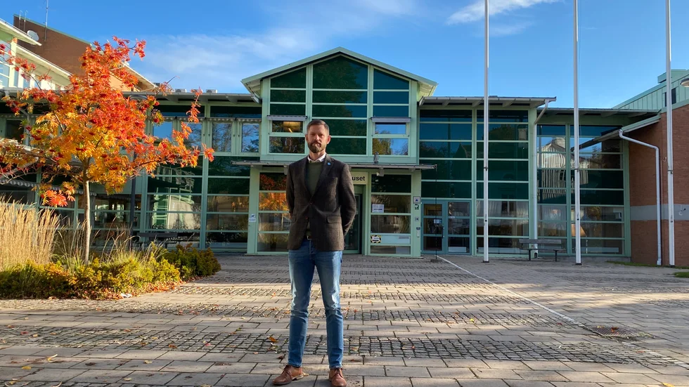 Mark Henriksson (M) har på ett par år gått från ersättare i bildningsnämnden till att bli Motalas högsta politiker.
