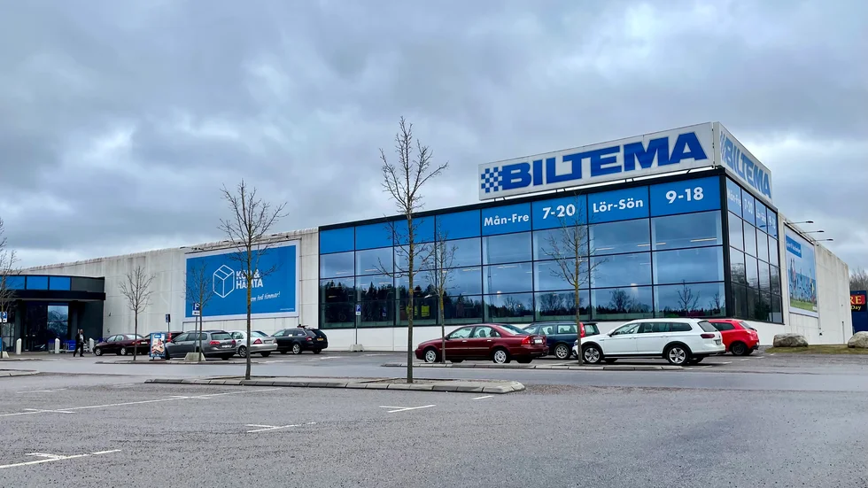 Om ett stort företag flyttar hit som är i direkt konkurrens med ett betydande antal lokala småföretag, då måste vi ta hänsyn till mer än bara miljöperspektivet. Hållbarhet handlar inte bara om miljö, skriver Gary Baker, Nyköping.