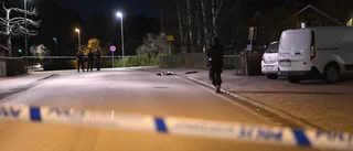 Polisen förtegen om polisskjutning: "Inga misstänkta"