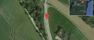 En personbil i trafikolycka