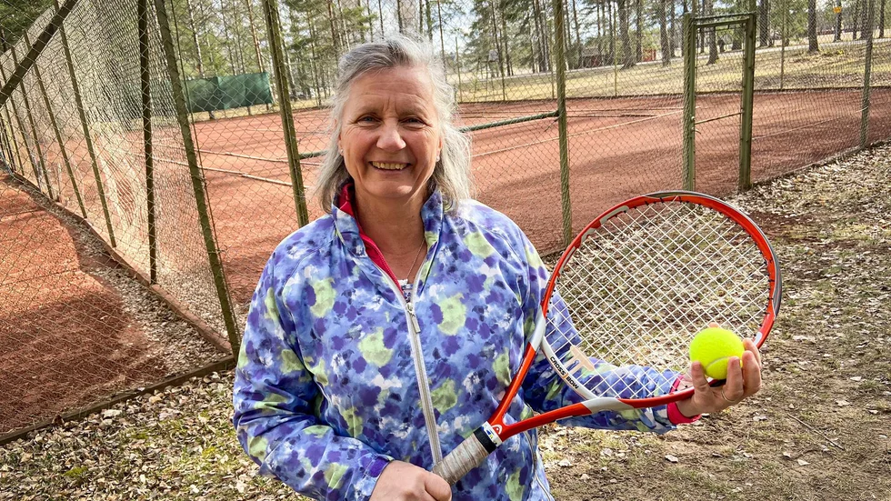 Marie Mathisen är ny ordförande i Malmköpings tennisklubb och därmed första kvinna på posten i klubben som nästa år fyller 90 år.