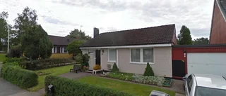 Nya ägare till fastigheten på Hällstugevägen 29 i Katrineholm - 2 700 000 kronor blev priset