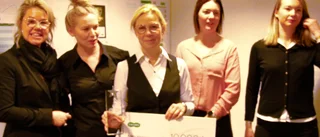 Efter 16 år med butiken - nu prisas Pia 