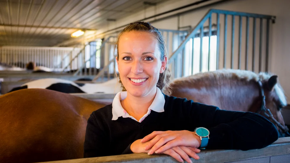 Johannah Ströms oro för sommarens stortävling Guldsporrarna vid Vårnäs kommer från två håll.
