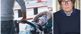 Pappakafé håller öppet – trots smittan