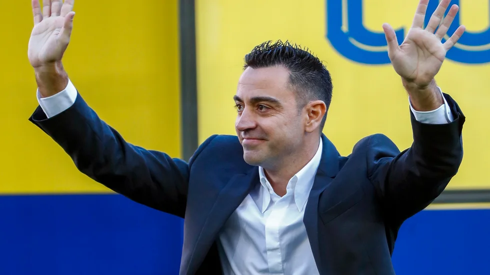 Xavi presenterades på Camp Nou.