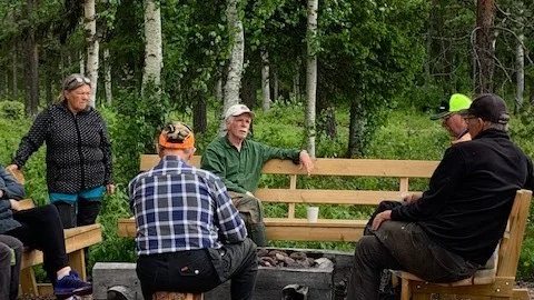 Caféet lockar besökare.