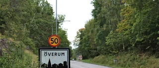 Kvinna till sjukhus efter smitningsolycka