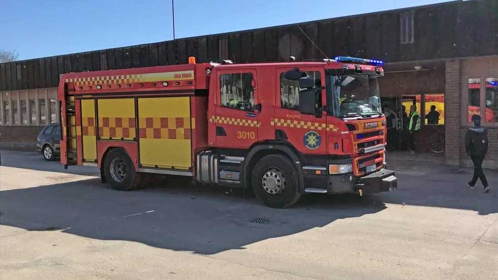 Räddningstjänsten på saneringsuppdrag i Stigtomta.