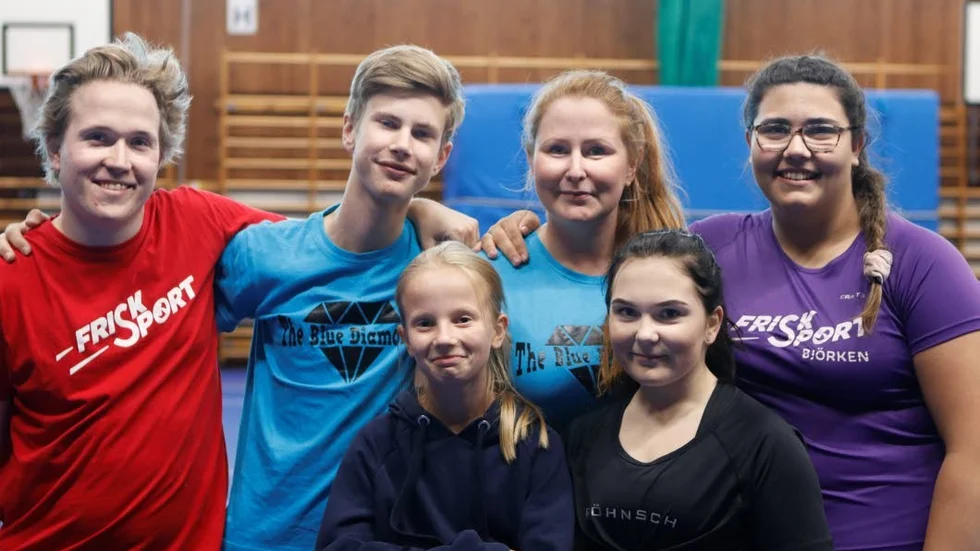 Ledarna för den yngsta gruppen. Övre raden från vänster: Bengt Karlsson, Pontus Gustafsson, Elin Elander och Lovisa Björk. Nedre raden: Rakel Nyström och Molly Kullman.
