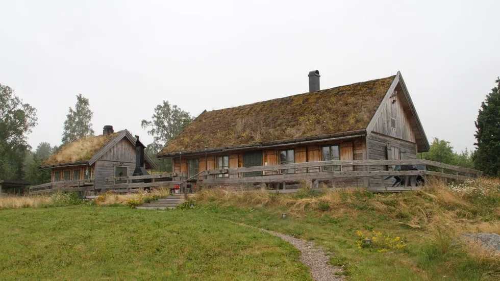 Även om Emma Grön stundtals kan se övergiven ut går krogen nu mot en ny vår, enligt dess ägare.