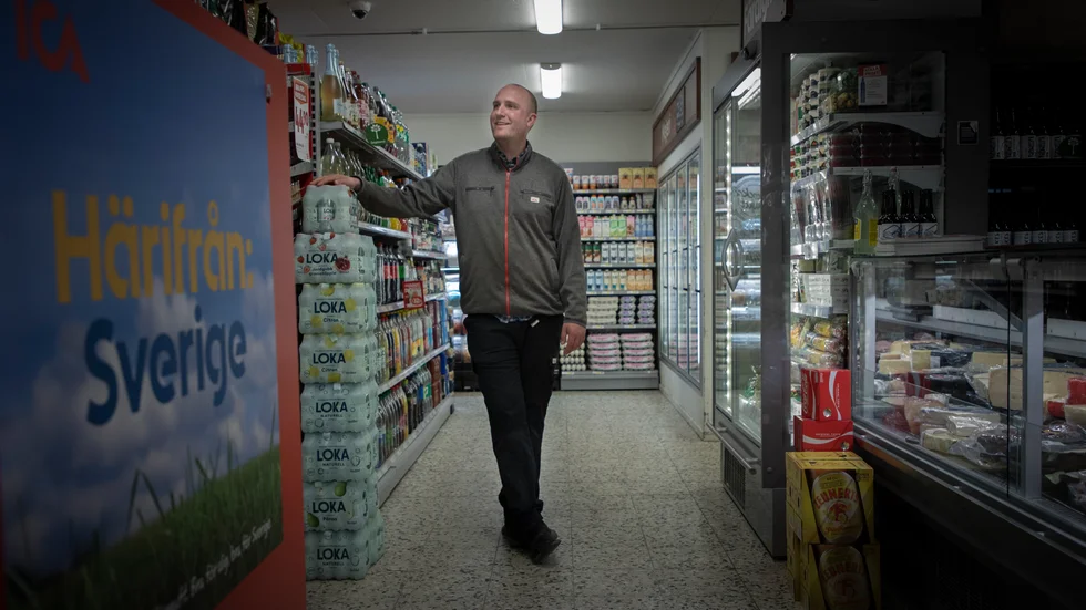 Planen är att driften av butiken kommer att flyta på under byggtiden. "Men vi får väl ha ett titthål inne i butiken så nyfikna kunder kan se hur bygget fortlöper", skojar Martin Andersson.