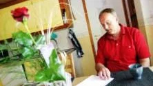 Dyrt. Torgny Stenström blir inte rik efter allt som hänt -- "möjligen rik på erfarenheter", som han själv uttrycker det -- men för kommunen går hela historien på flera miljoner kronor. "Så onödigt", säger Torgny Stenström.
