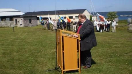 Riksdagsman. Rolf K Nilsson högtidstalade i Fårösund.