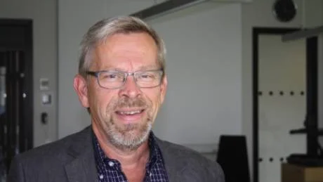 Per Nelander, förvaltare på Statens fastighetsverk, ser positivt på arbetet att skapa ett avtal om Kungsgårdens framtid med en stark gotländsk part.