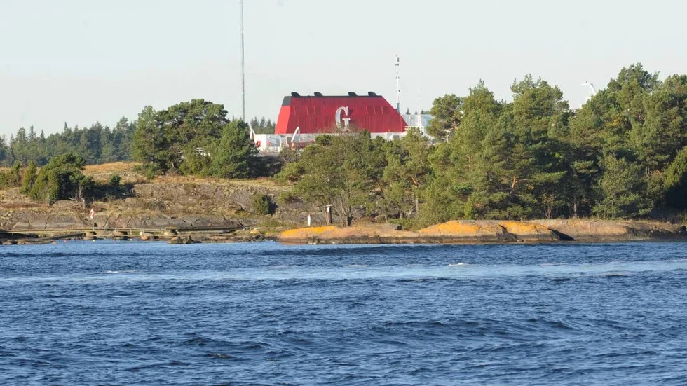 Destination Gotlands färja var under hösten på besök i Västerviks hamn och provade att lägga till. Nu kan hamnarna gå ihop och bilda ett gemensamt hamnbolag.