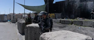 Palestinier död vid räd i flyktingläger