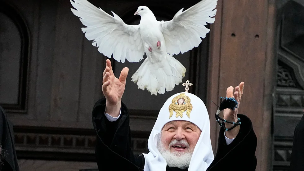 Den rysk-ortodoxa kyrkans patriark Kirill vid påskfirandet i april.