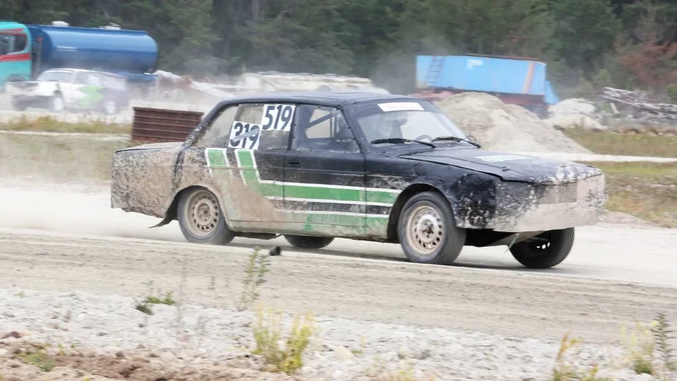Billiga bilar med 80km/h som toppfart.