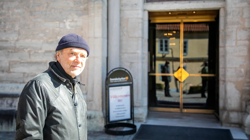 Arkitekt Sven Landahl är en av de som arbetat fram lösningen med de nya glasdörrarna till domkyrkans entré.