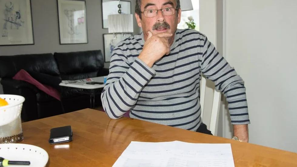 Funderar. Ange Öman ska fundera på om han nu ska betala för att friköpa tomten.