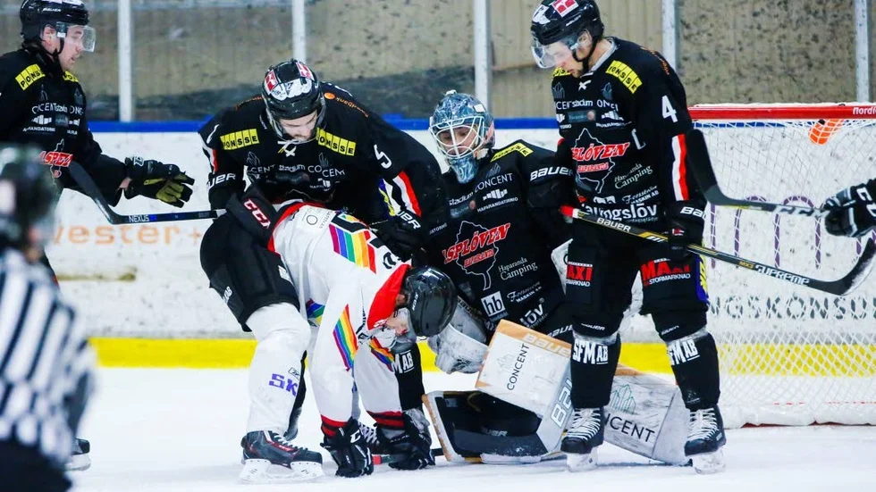 Tillbaka. Målvakten Jesper Eriksson, här i Asplövens dress, är tillbaka i moderklubben Kiruna IF.
