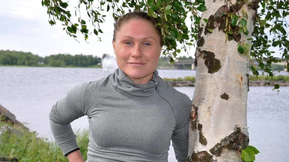NÖJD. Johanna Andersson och hennes lagkamrater kan känna sig nöjda så här långt. De har redan mer eller mindre klarat målsättningen, nytt kontrakt.