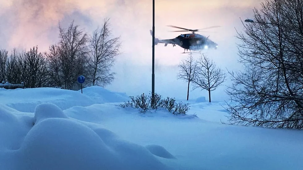 Jakt. Polisens helikopter deltog i jakten på den stulna postbilen.
