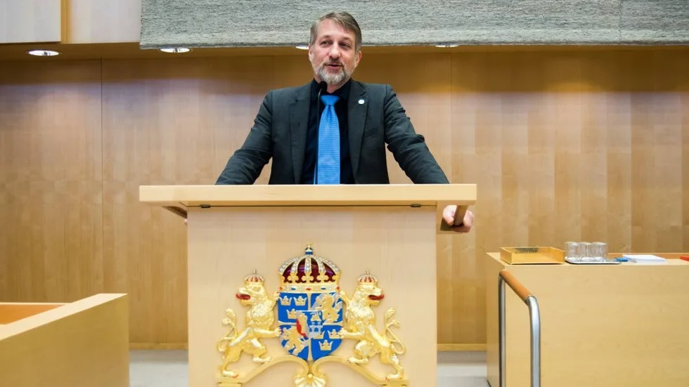 Krister Hammarbergh (M) tycker att många av regeringens insatser är ineffektiva – eller direkt skadliga.