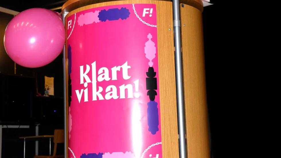 Valrörelse. Som tidigare går Feministiskt initiativ in i valrörelsen i rosa, den här gången med parollen "Klart vi kan". Under "Homepartyt i Örnässkolans aula, slog partiledaren Gudrun Schyman fast att partiet den här gången kommer att ta sig in i riksdagen.